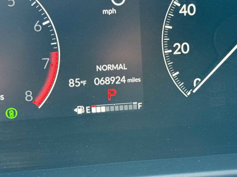 Used 2023 Honda HR-V Sport image 10