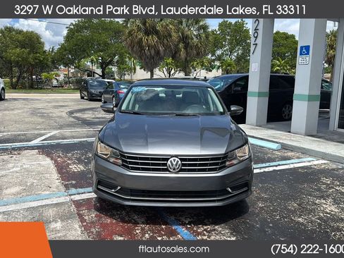 Used 2017 Volkswagen Passat 1.8T S FWD image 5