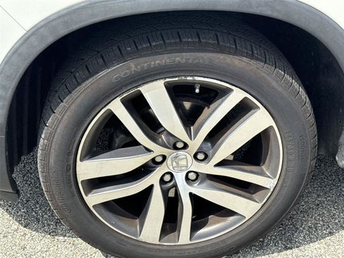 Used 2017 Honda Pilot Elite image 11