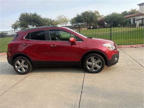 Used 2013 Buick Encore Leather FWD image 8