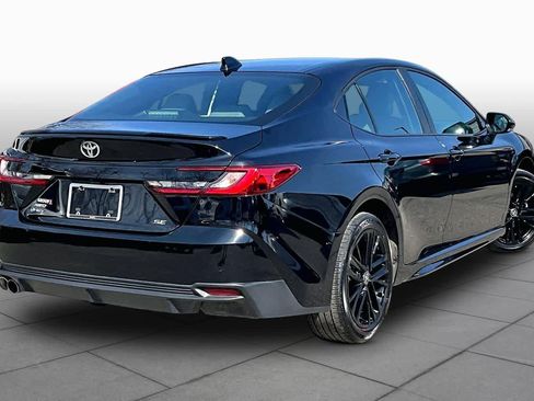Used 2026 Toyota Camry SE w/ Convenience Package image 13