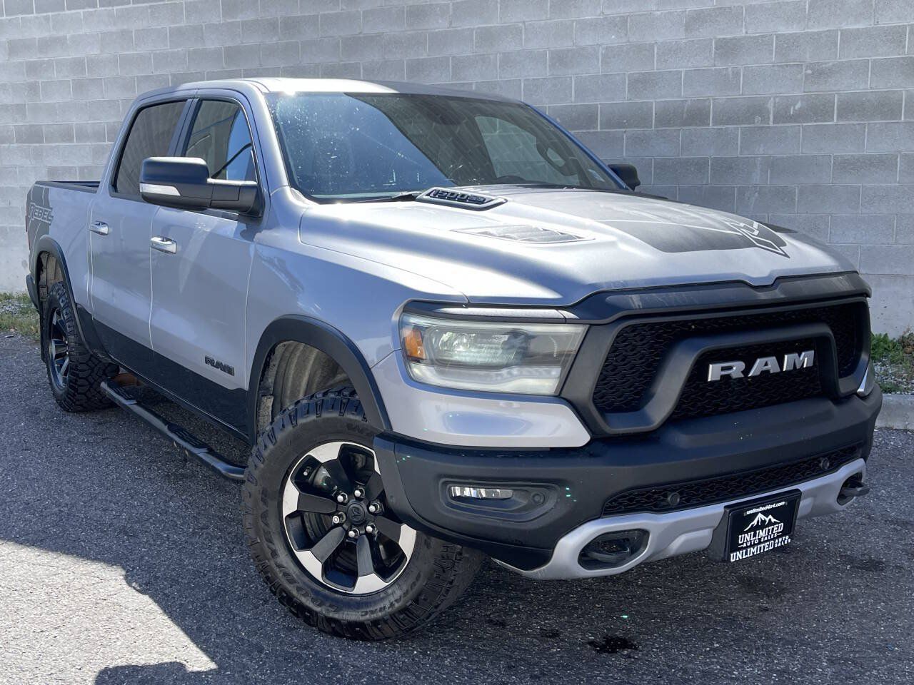 Used 2020 RAM 1500 Rebel w/ Leather & Sound Group w/ 2_W AWD/4WD image 2