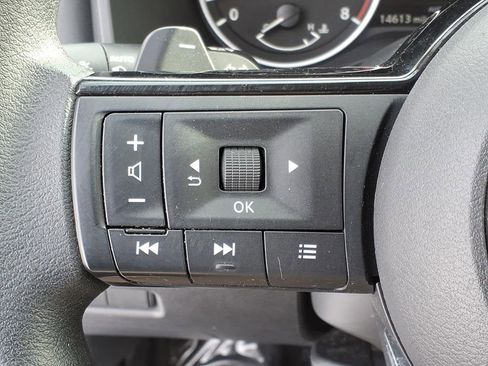 Certified 2023 Nissan Rogue SV image 21