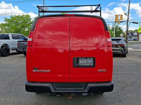 Used 2020 GMC Savana 2500 w/ Driver Convenience Package RWD image 5