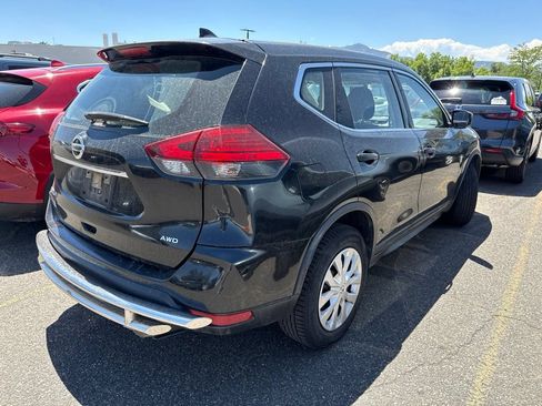 Used 2017 Nissan Rogue S AWD/4WD image 2