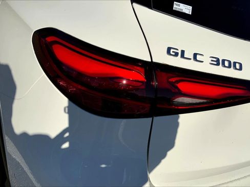 Used 2026 Mercedes-Benz GLC 300 4MATIC image 18