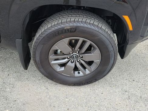 New 2026 Nissan Frontier SV AWD/4WD image 7