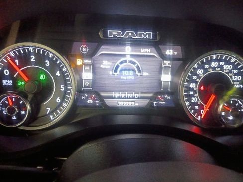 Used 2023 RAM 1500 Laramie AWD/4WD image 12