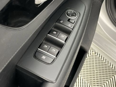 Used 2019 Kia Forte S FWD image 13