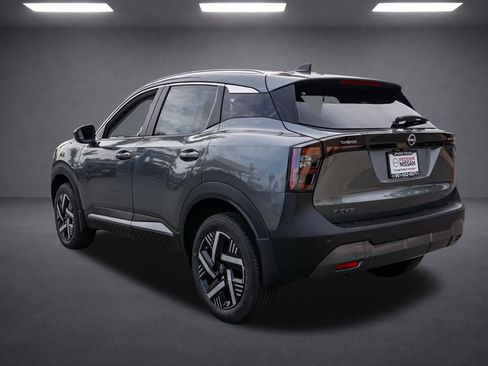 New 2026 Nissan Kicks SV image 6