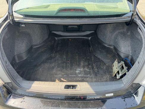 Used 2011 Honda Accord EX-L image 11