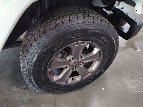 Used 2018 Jeep Wrangler Unlimited Sport w/ Dual Top Group image 14