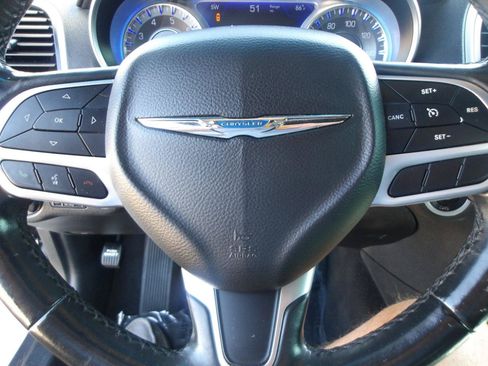 Used 2019 Chrysler 300 Touring w/ Sport Appearance Package RWD image 20