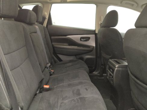 Used 2022 Nissan Murano S image 19