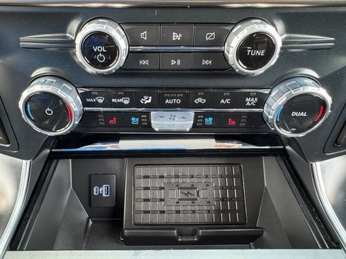 Certified 2023 Ford F150 Raptor AWD/4WD image 30