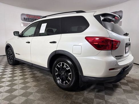 Used 2019 Nissan Pathfinder SV w/ Rock Creek Edition image 5