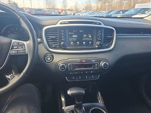 Used 2019 Kia Sorento EX AWD/4WD image 24