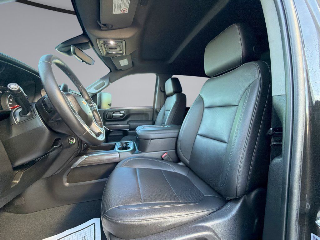 Used 2021 Chevrolet Silverado 2500 LTZ w/ LTZ Convenience Package AWD/4WD image 30