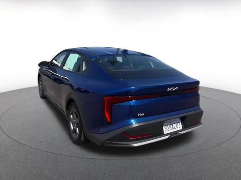 Used 2025 Kia K4 FWD image 11