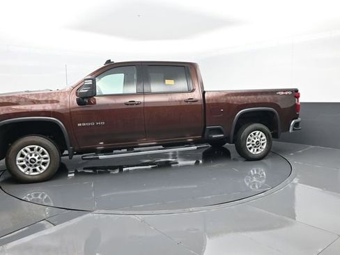 Used 2024 Chevrolet Silverado 2500 LT image 5