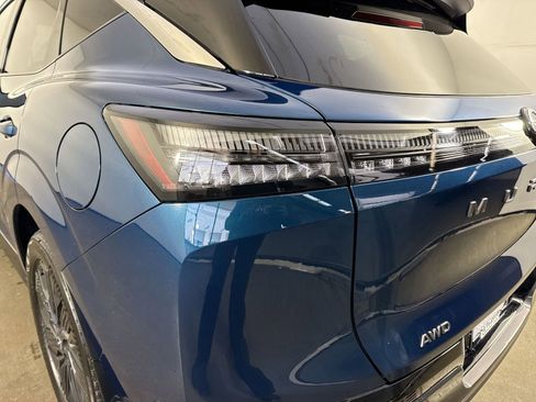 Used 2025 Nissan Murano Platinum w/ Cargo Package image 30