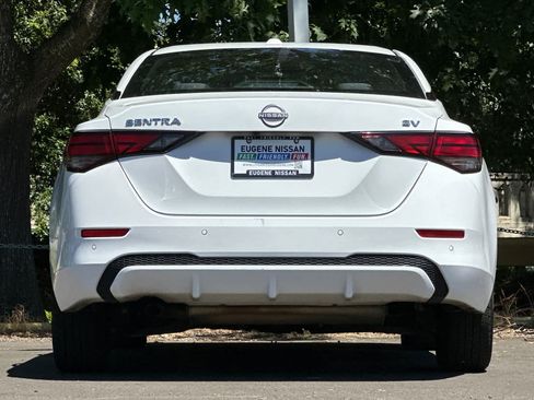 Used 2024 Nissan Sentra SV FWD image 7