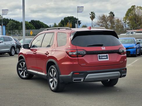 Certified 2024 Honda Pilot Elite image 7