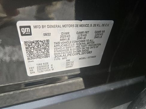 Used 2023 GMC Terrain SLT w/ Elevation Edition FWD image 13