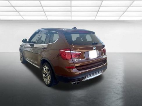 Used 2017 BMW X3 sDrive28i RWD image 4
