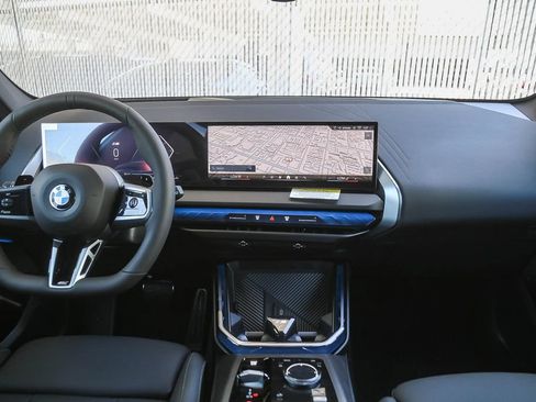 New 2026 BMW X3 xDrive30i w/ Premium Package AWD/4WD image 9