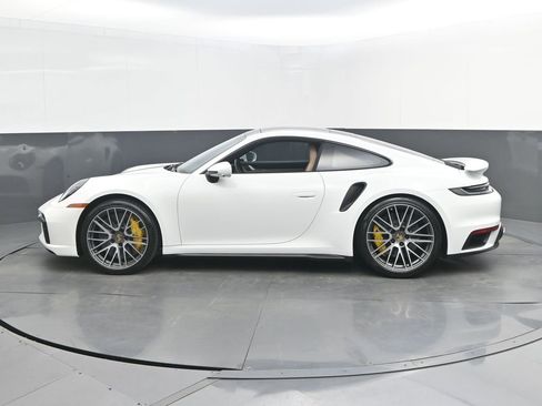 Certified 2024 Porsche 911 Turbo AWD/4WD image 2