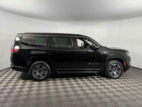 Certified 2025 Jeep Wagoneer 4WD image 6