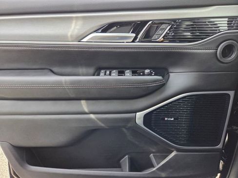 New 2026 Jeep Grand Wagoneer Limited image 21