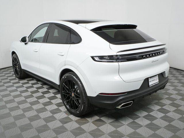 Used 2026 Porsche Cayenne Coupe AWD/4WD image 3