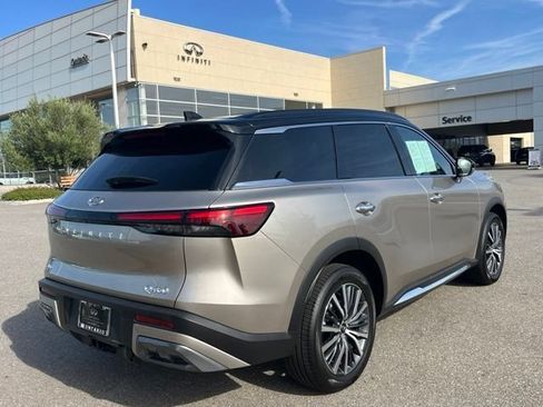 Certified 2023 INFINITI QX60 Autograph AWD/4WD image 4