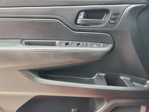 Certified 2023 Honda Odyssey Sport image 22
