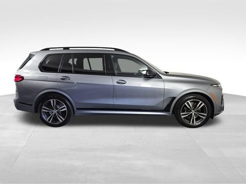 Used 2025 BMW X7 M60i AWD/4WD image 8