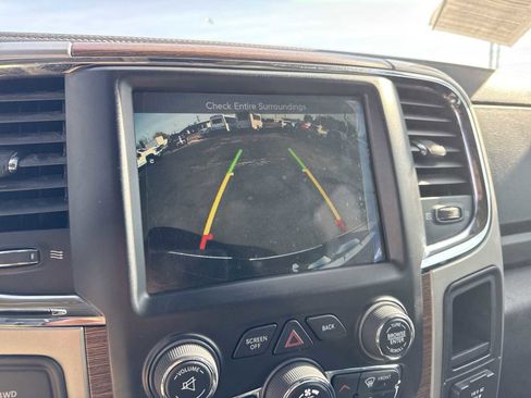 Used 2016 RAM 3500 Laramie w/ Convenience Group AWD/4WD image 22