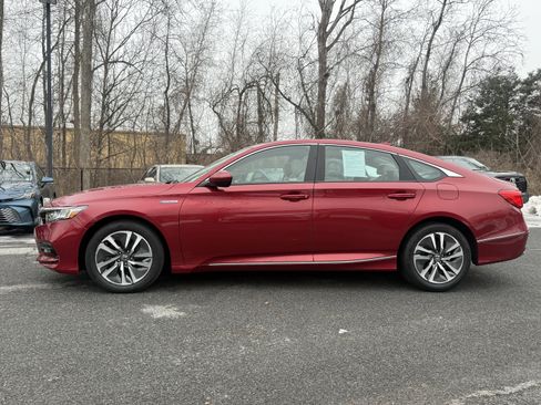 Used 2018 Honda Accord EX image 9