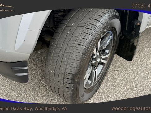 Used 2019 Toyota Tacoma TRD Sport AWD/4WD image 37
