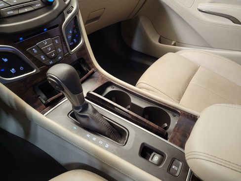 Used 2015 Buick LaCrosse Premium image 26