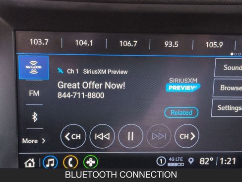 Used 2024 GMC Terrain SLT image 20