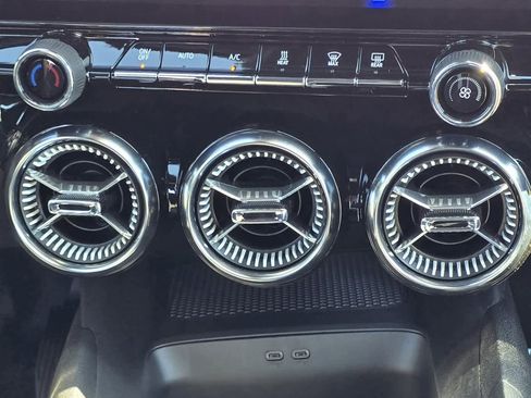 Used 2025 Chevrolet Blazer EV LT w/ Super Cruise Package image 34