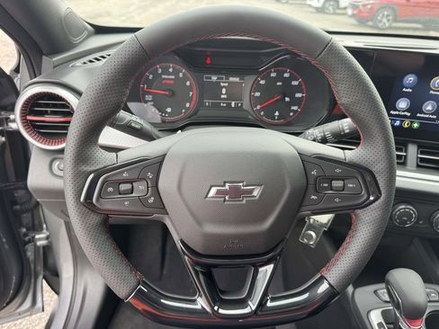 New 2026 Chevrolet Trax RS w/ Sunroof Package image 21