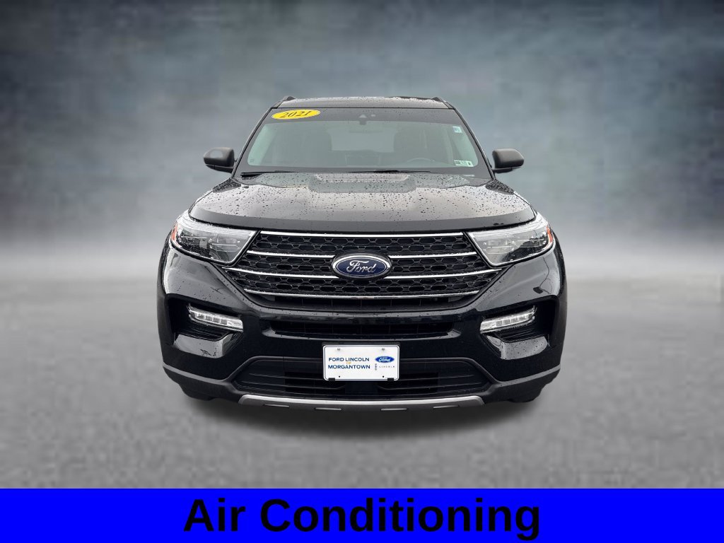 Used 2021 Ford Explorer XLT w/ Equipment Group 202A AWD/4WD image 3