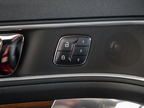 Used 2016 Ford Explorer Limited w/ Equipment Group 301A image 40