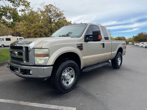 Used 2008 Ford F250 XLT image 11
