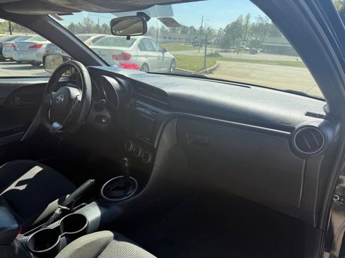 Used 2012 Scion tC FWD image 15