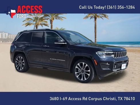 Used 2023 Jeep Grand Cherokee Overland AWD/4WD image 2