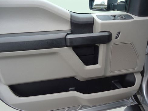 Used 2020 Ford F250 XL w/ Power Equipment Group image 21